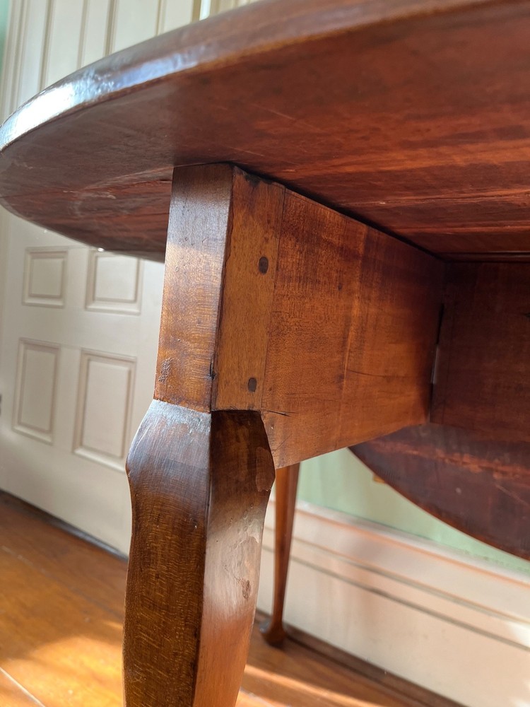 18th C. Queen Anne Cherry Drop Leaf Table