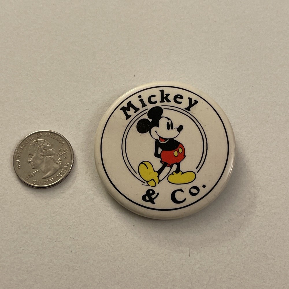 Disney Mickey Mouse & Co Button Pin Pinback PB3