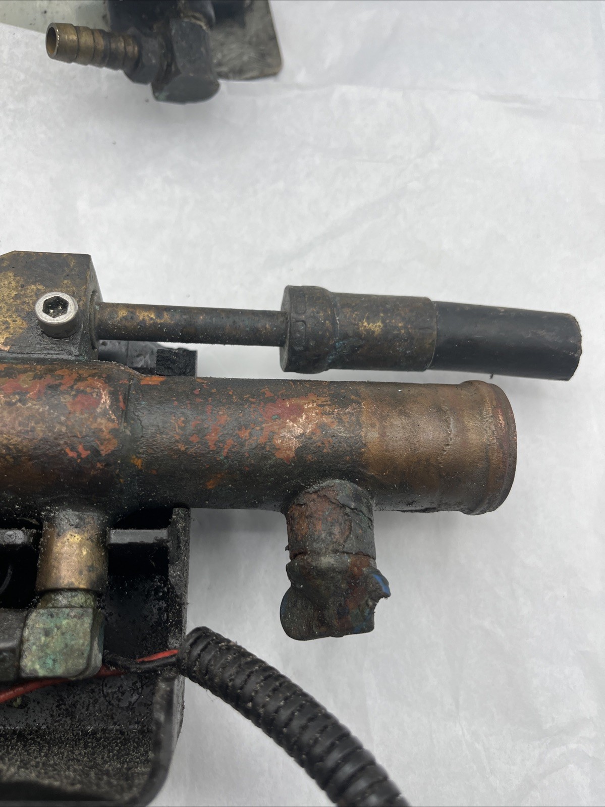 MerCruiser 4.3 / 5.0 / 5.7 / 7.4 MPI 454 Freshwater Cool Fuel Pump Tube