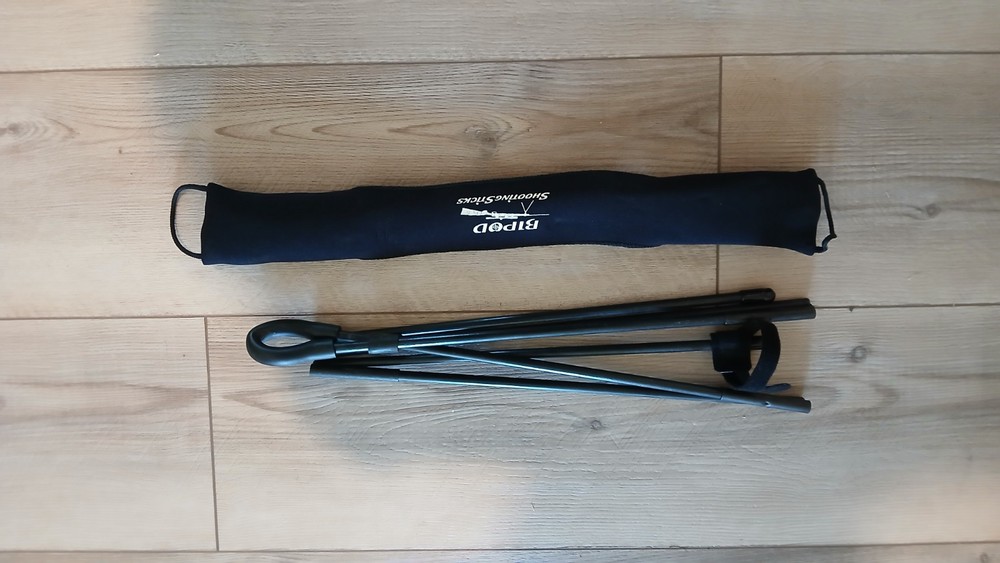 Lightweight Foldable Shock Corded folding shooting Stick