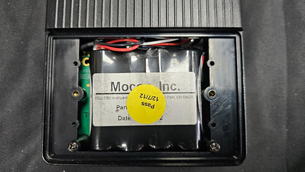 MOCON PAC CHECK 325 Hand-held O2 & CO2 Analyzers -TOOL ONLY- READ DESCRIPTION