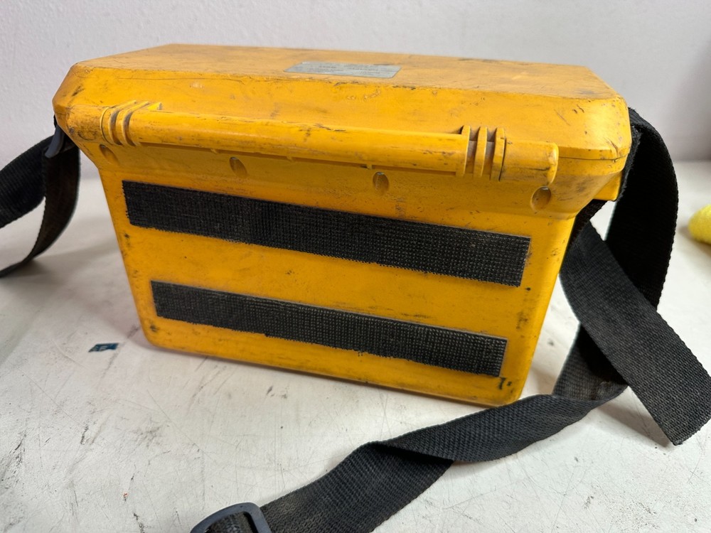 3M Dynatel 2273 Cable Locator Transmitter Unit ONLY AS-IS