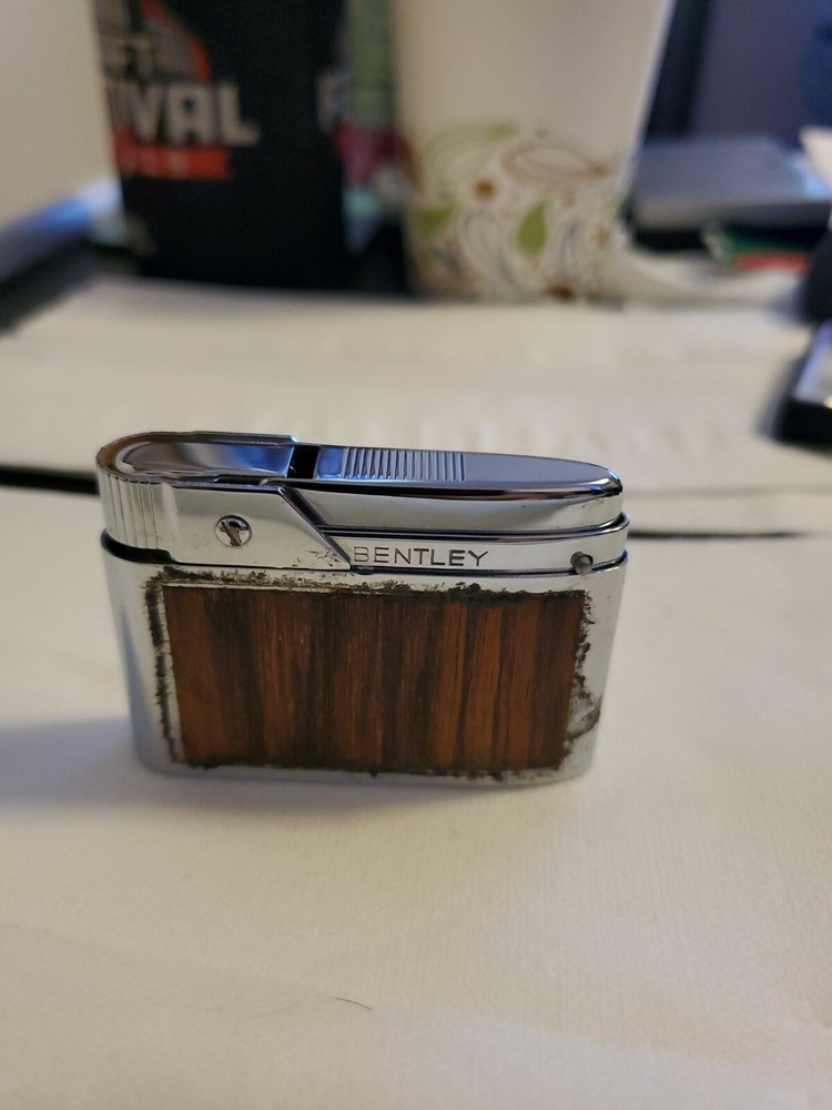 bentley lighter made in austria Vintage