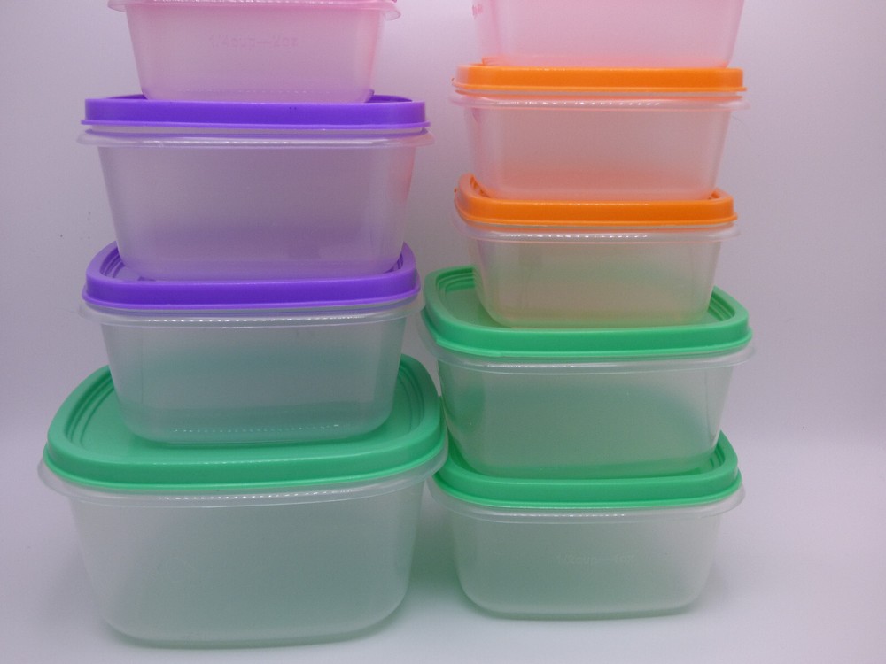 Micro Storage Containers / Measuring Cups - Plastic - Set of 10