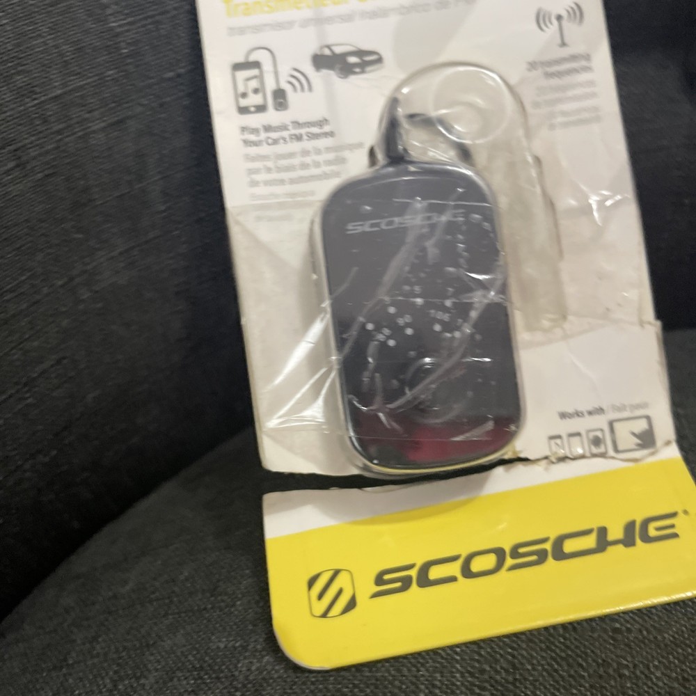 Scosche Universal FM Transmitter to AUX Autodrive Player TUNEIN Converter BXA1