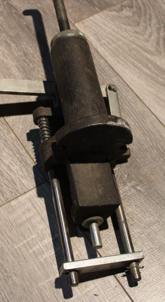 Vintage HERTERS Lube sizer