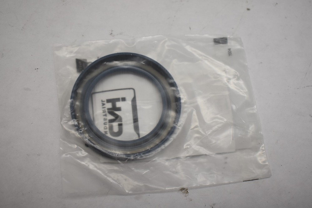 CNH Genuine OEM Seal Ring 84290048 38N