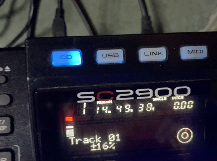 1pcs Denon sc2900 dj controller, several lights are not on