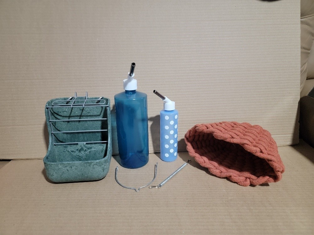Guinea Pig Accessories Lot