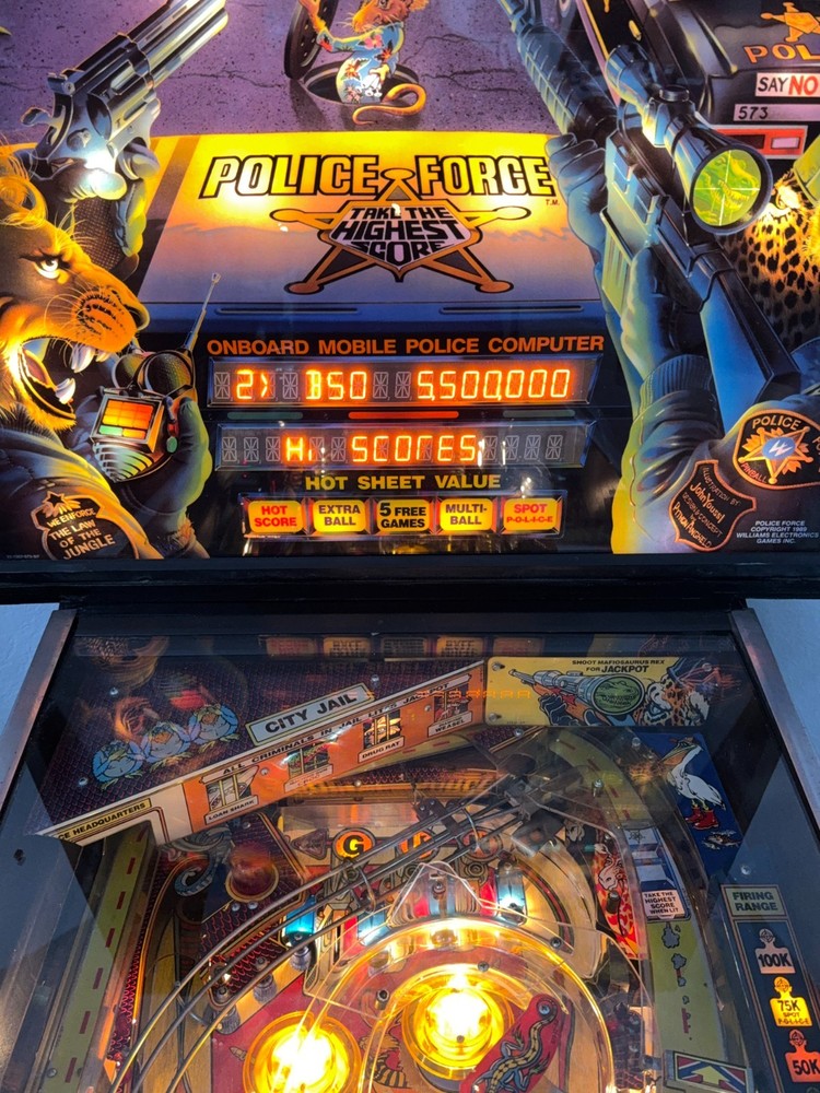 Police Force Pinball Machine