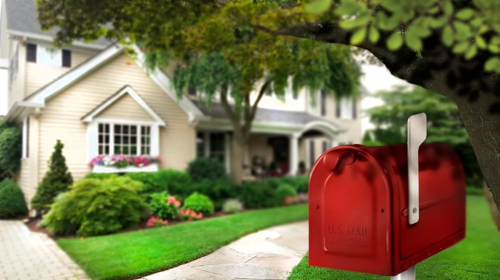 Medium Post Mount Mailbox in Bold Red - Secure Magnetic Closure & USPS Approved