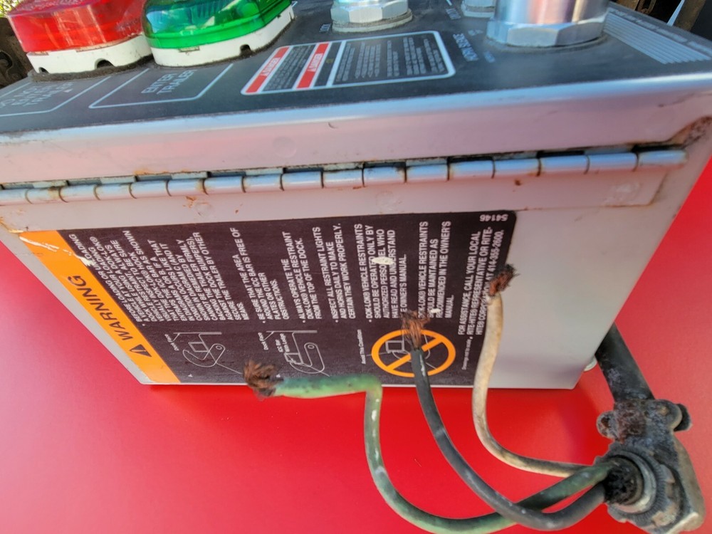 RITE HITE DOK - LOK Control Panel Red And Green Light Indicator