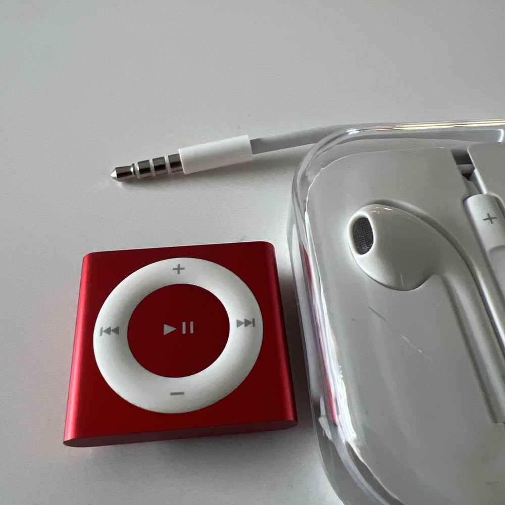 ipod shuffle 4th generation Red new battery