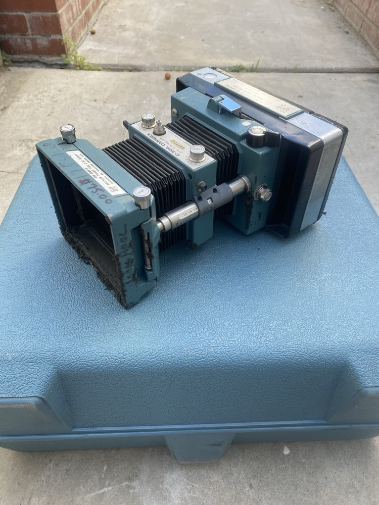 Polaroid Tektronix C-30A Macro Microscope Scientific Camera, Manual, Case