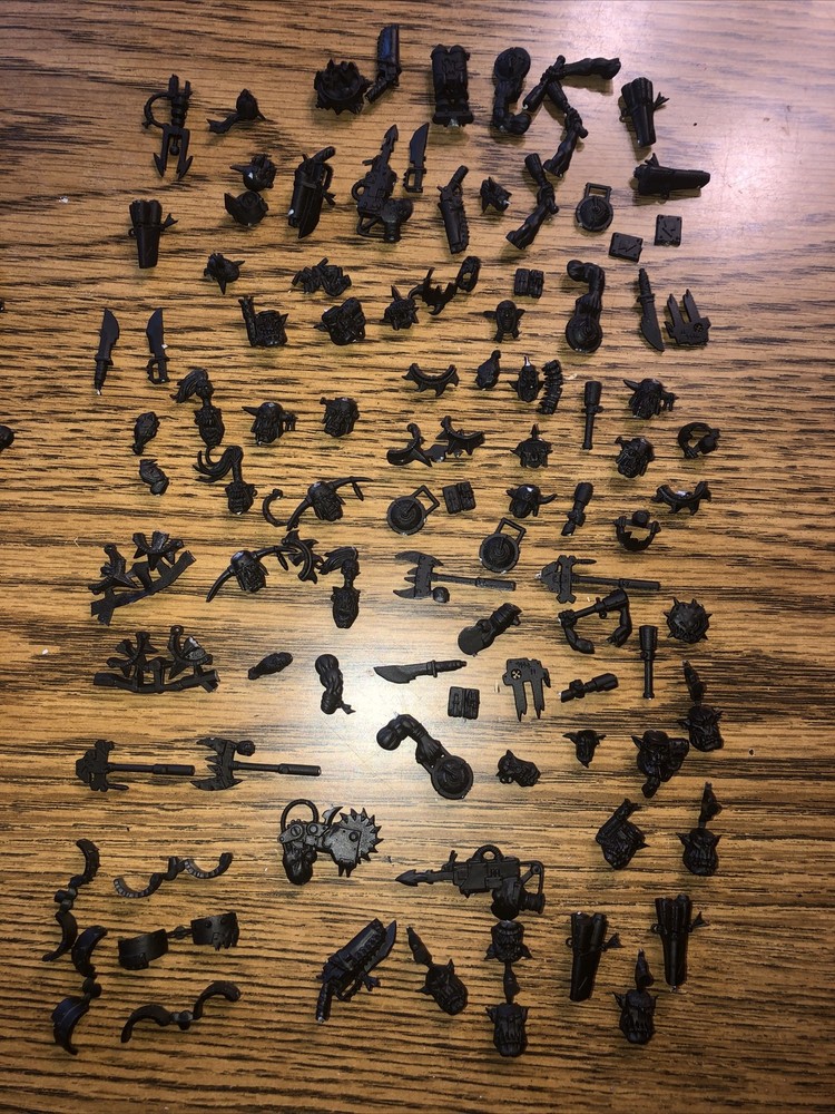 Warhammer 40k Ork Bits Lot Primed (j3)