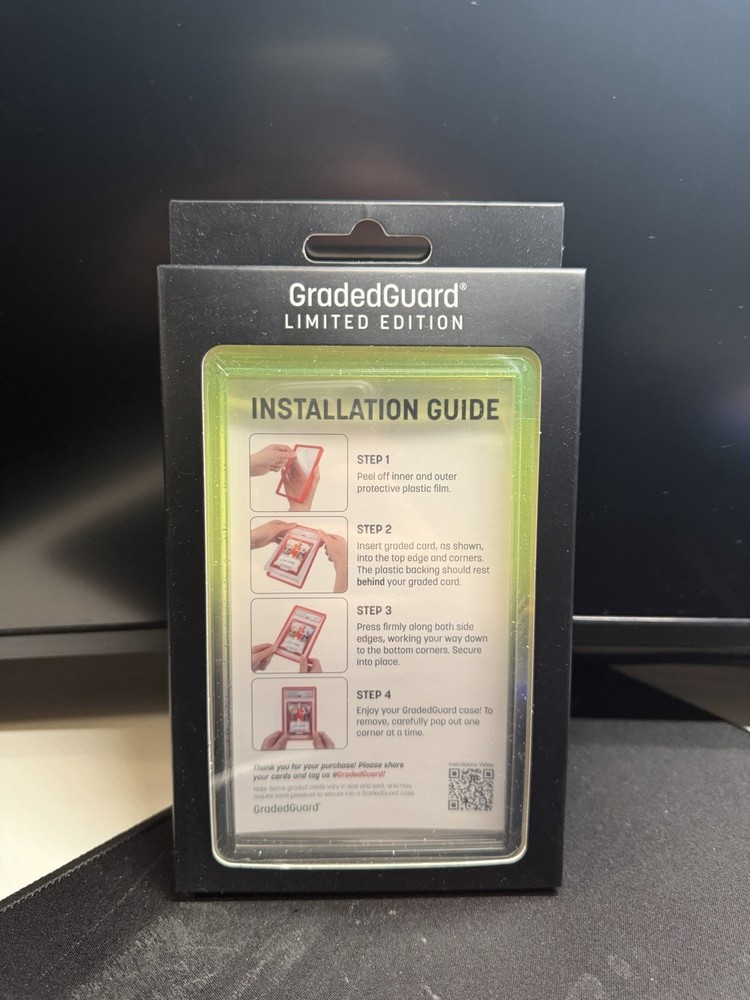 💚 FALLOUT GRADED GAURD BRAND NEW 💚