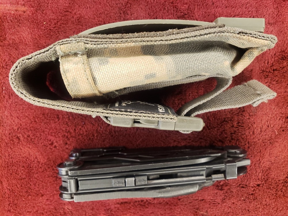 🔪 Gerber Center-Drive Multi-Tool with Tan Malice Clip Sheath