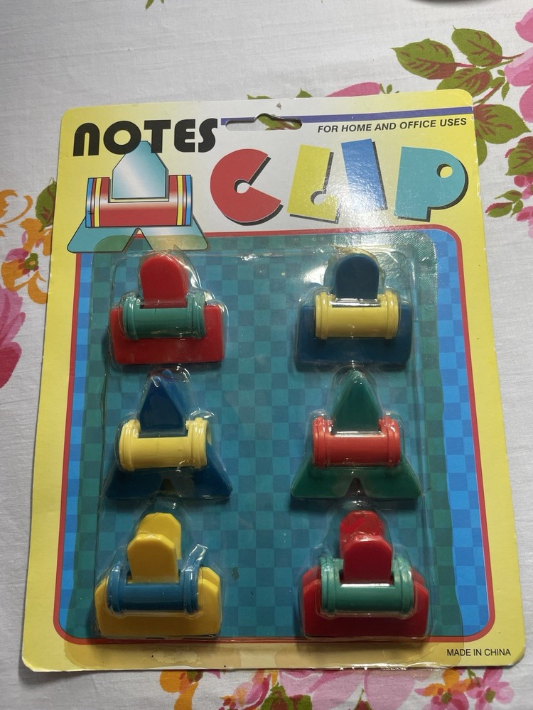 Vintage geometric shape note clips