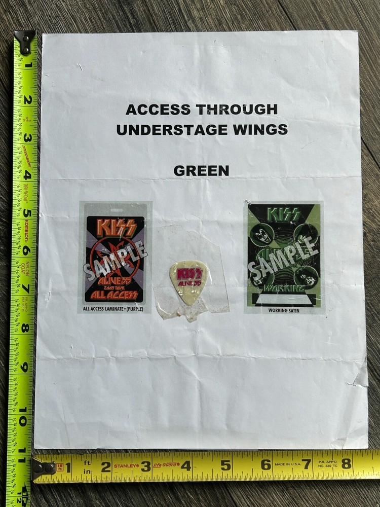 KISS Concert Alive 35 Tour Backstage Pass Access Sign w/ Paul Pick Vintage Kiss