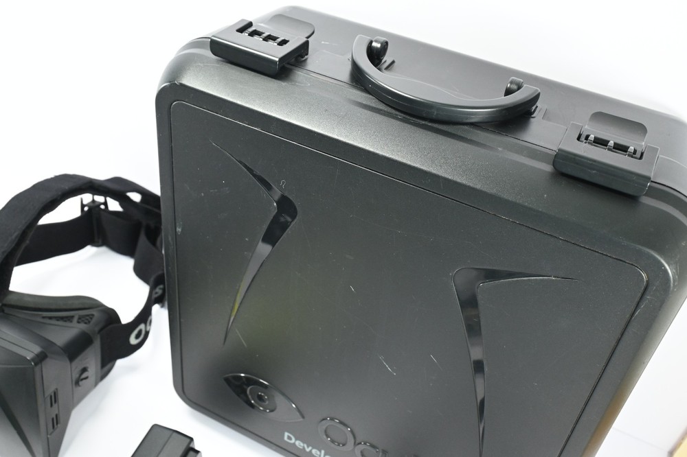Meta Oculus Rift DK1 Development Kit 1 with Case - Tested - Reinforced Cable