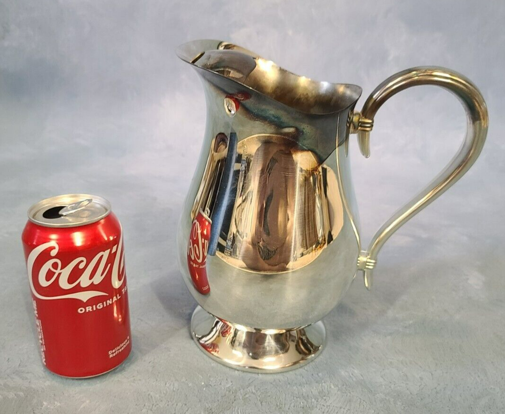 Oneida Bennington Silverplate Beverage Pitcher 2 Quart