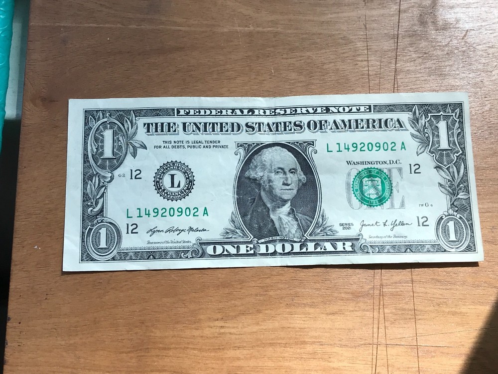 2021 -$1 One Dollar Bill MISALIGNED ERROR/MISCUT