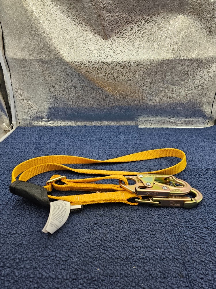 Werner C111506 6' Web Positioning Adjustable Lanyard Snap Hook Yellow
