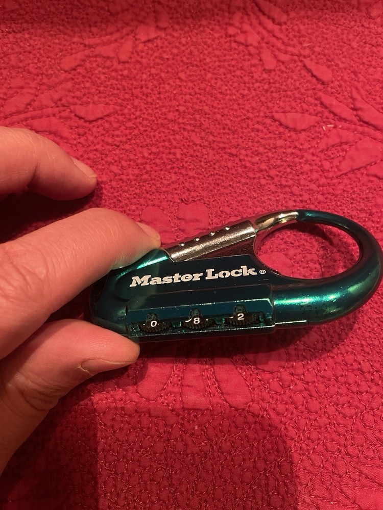 MASTERLOCK Backpack Resettable Combination Locks LUGGAGE Bundle, Green