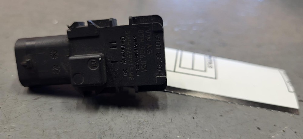 AUDI AUDI A3 Preassure Sensor 07K 906 051