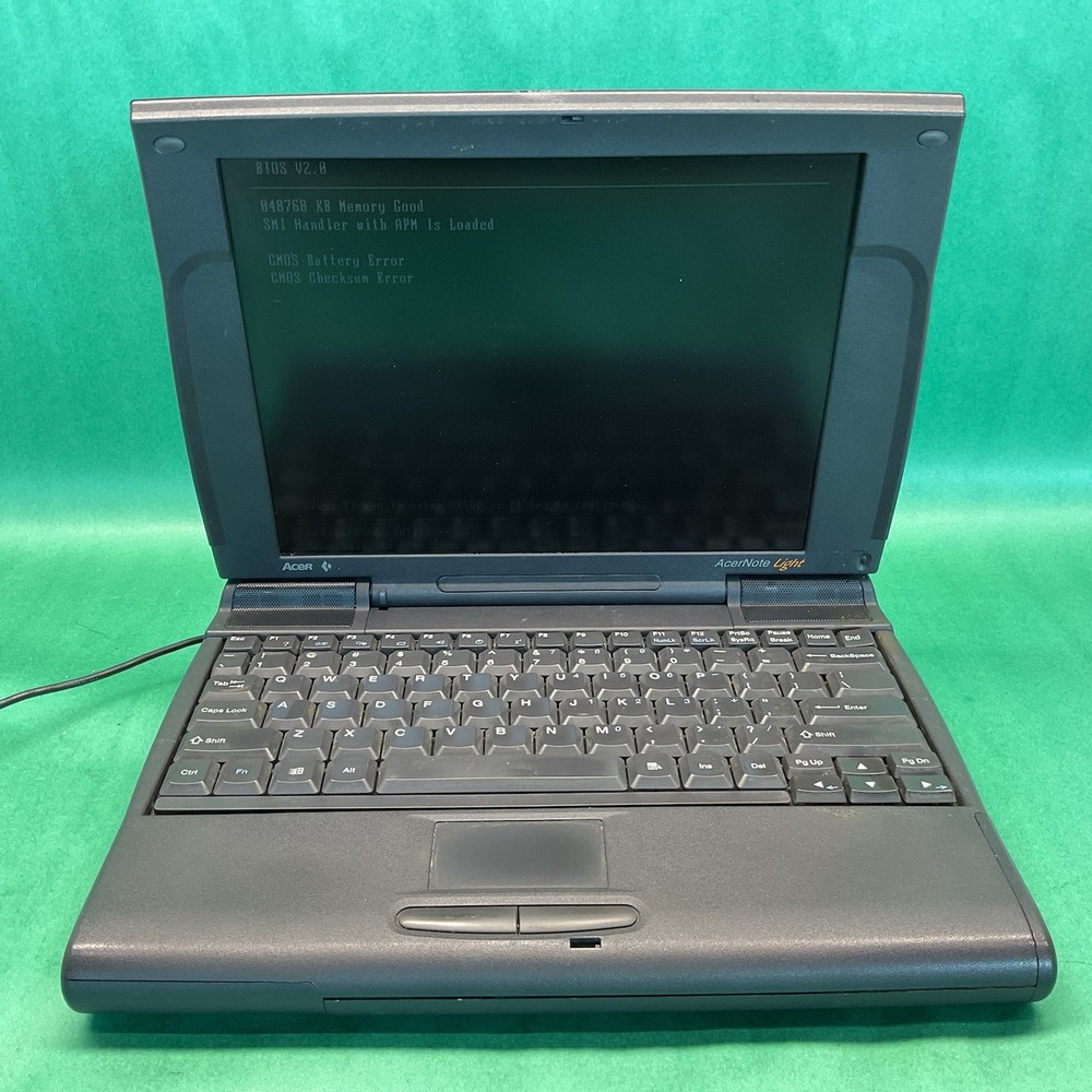Vintage AcerNote Light - Powers On - NO HARD DRIVE- Untested