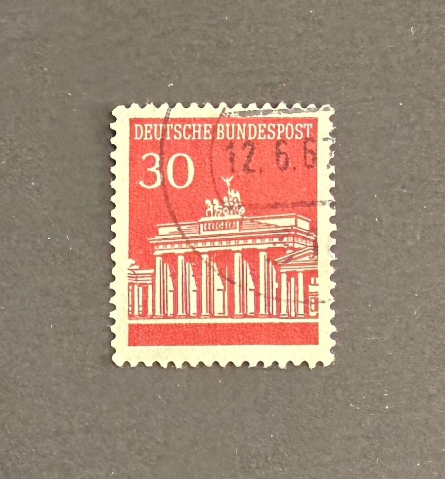 Germany #941 - 30 pf red - 50+ stamps for Art or Crafting