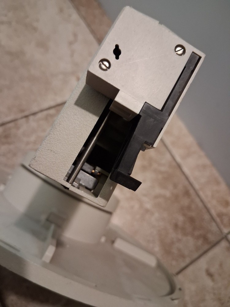 Hewlett Packard HP Autosampler 18596B as is untested