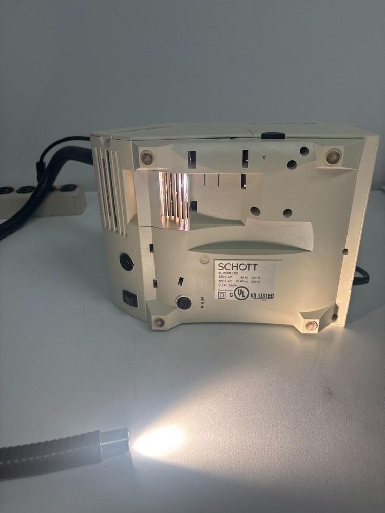 Leica Schott KL 2500 LCD Microscopy Light Source