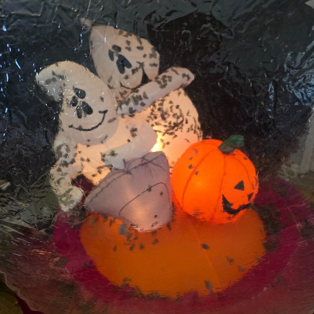 Gemmy 2006 Airblown Inflatable Whirlwind Globe 6ft Halloween Ghosts