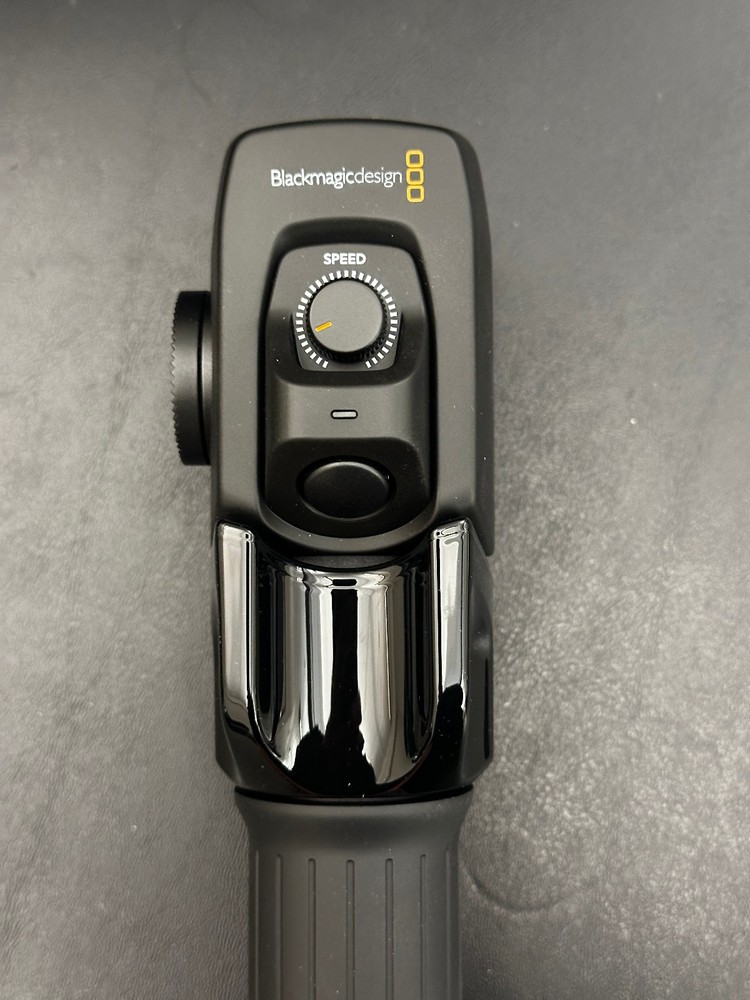 Blackmagic Design Zoom Demand ( For the Blackmagic studio cameras)