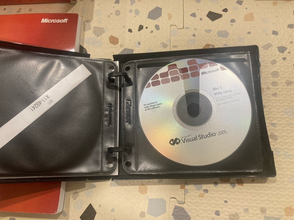 Microsoft Visual Studio 2005 Professional Edition – Full Retail Version