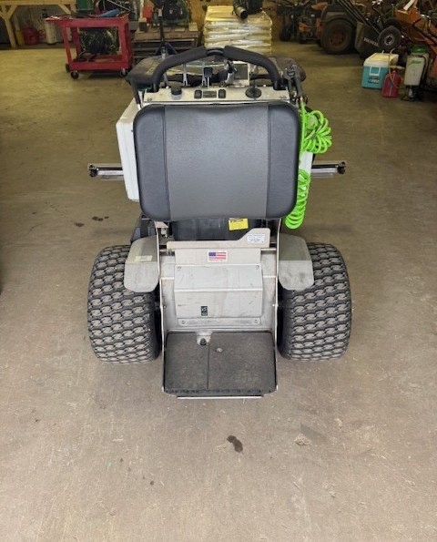 LESCO Zero Turn Spreader Sprayer Model 300