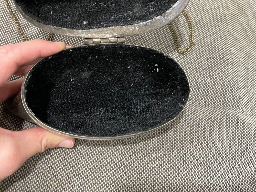 Vintage Antique Silver Played Coin Purse / Pillow Purse w/ Scrolling Design