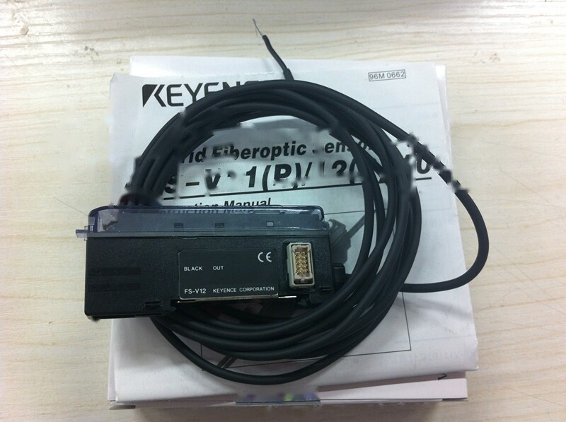 1pc new KEYENCE FS-V12