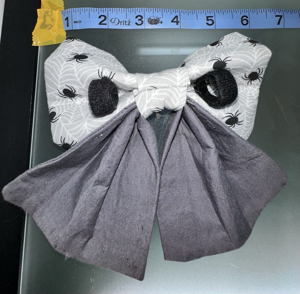 Handmade Over the collar Pet Bow Bundle #4 (Halloween Pattern) New