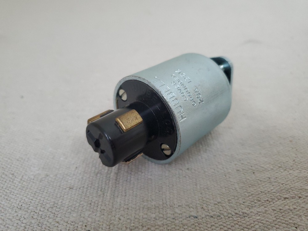 Hubbellock HBL23034 PLUG 20A 125V