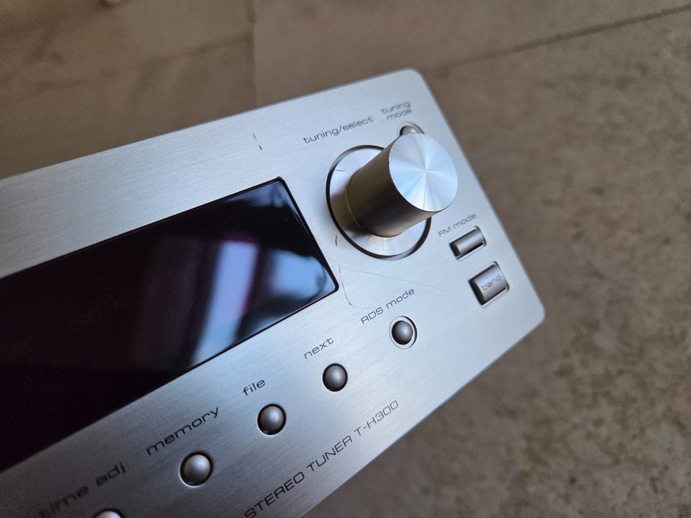 TEAC T-H300 Tuner
