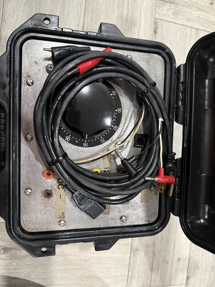 STACO ENERGY VARIABLE AUTOTRANSFORMER 100V