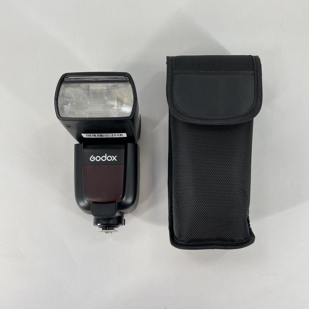 Godox External Flash TT685ii-N w/ Case / Mount- Excellent Condition
