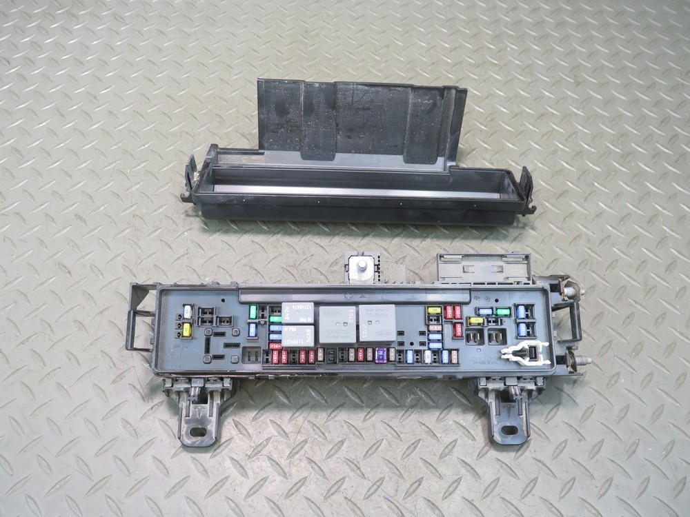 2016-2019 TESLA MODEL S 75D FRONT TRUNK FRUNK FUSE RELAY BOX MODULE UNIT