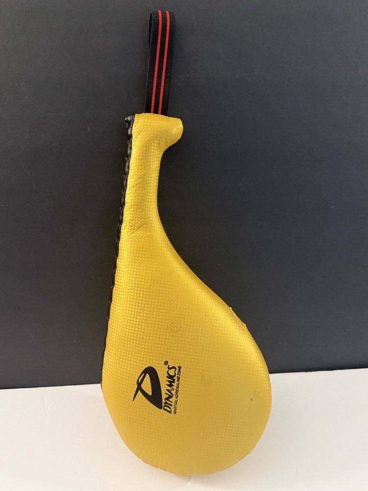 Dynamics double kicking target (kicking paddle)