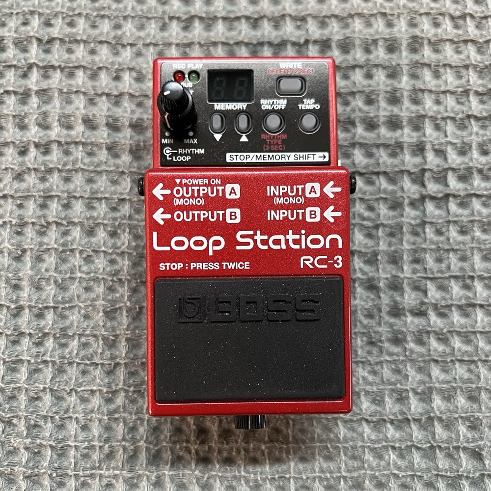 Boss RC-3 Loop Station Guitar Effects Pedal New Condition Open Box