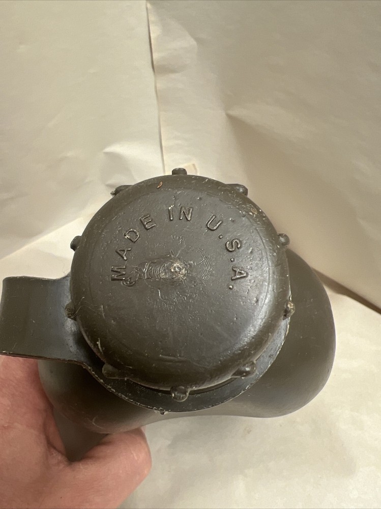 Vintage US Army 1Quart Canteen Dated 2002