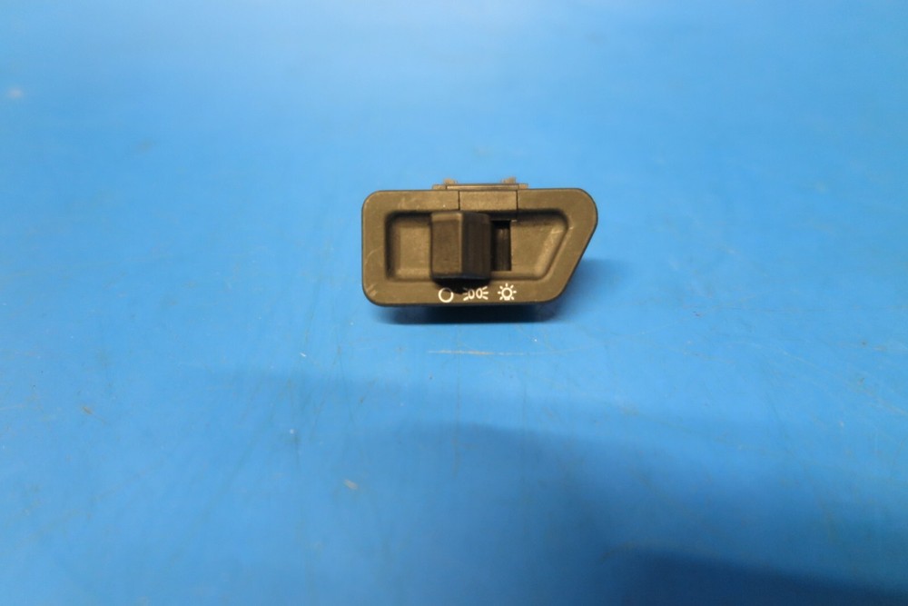 Scooter Headlight On Off Switch Daelim Sym Lexmoto