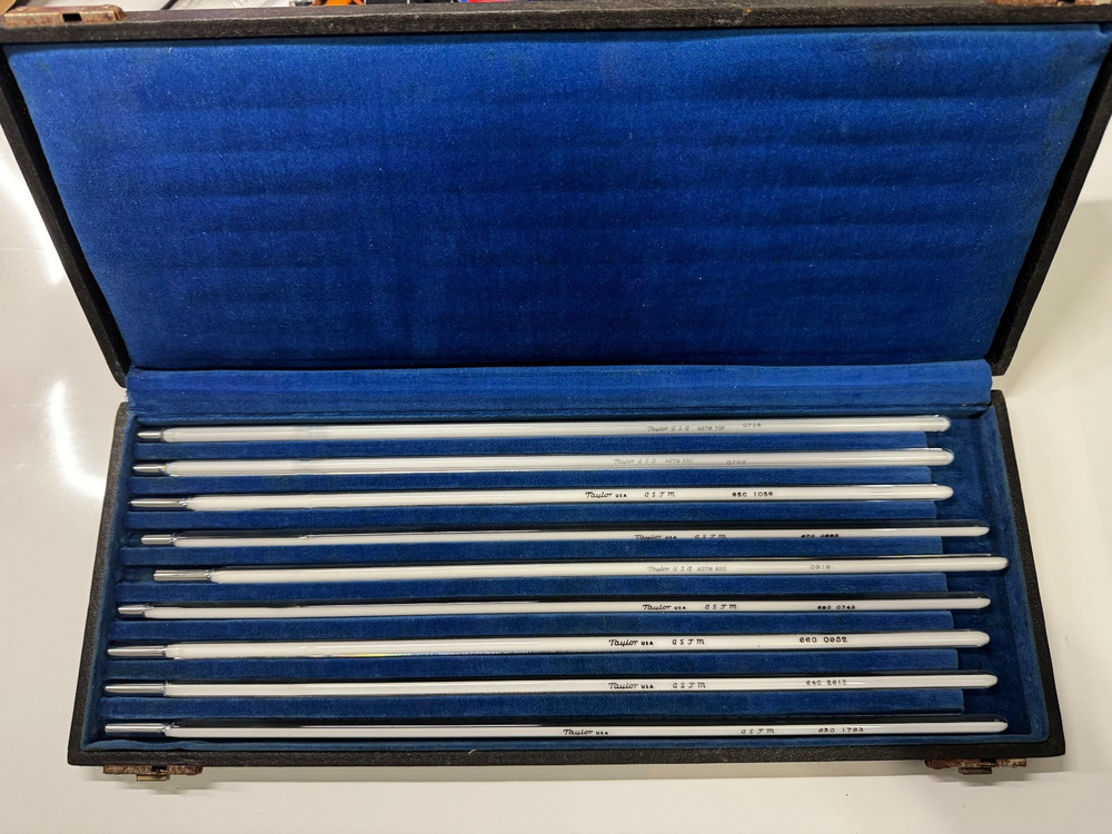 Vintage Lab Hydrometer 8-Piece Glass Specific Gravity Instruments in Case